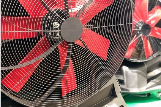 大型冷風機の風神