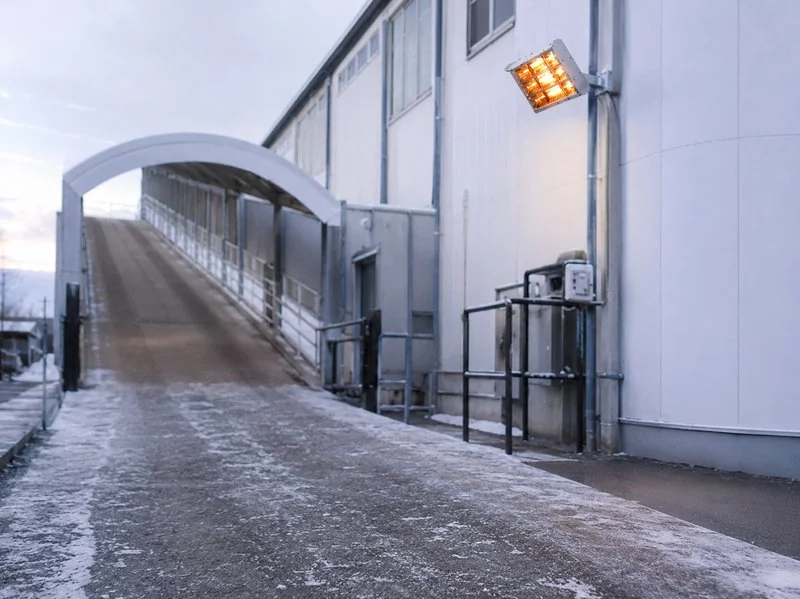 赤外線融雪ヒーター MAGMA 設置例 秋田県鹿角市